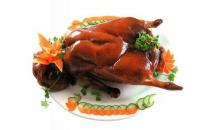 超好吃的茶叶熏鸡的做法