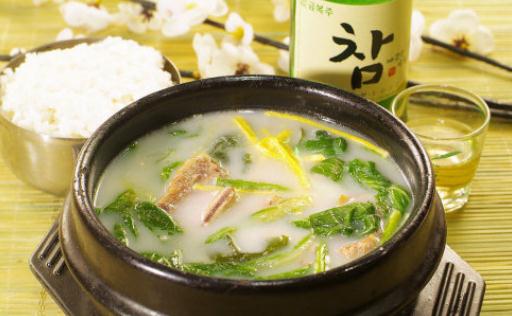 还你年轻漂亮:养颜药膳汤的做法