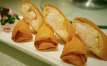 特色风味料理：蔬菜虾春卷的做法