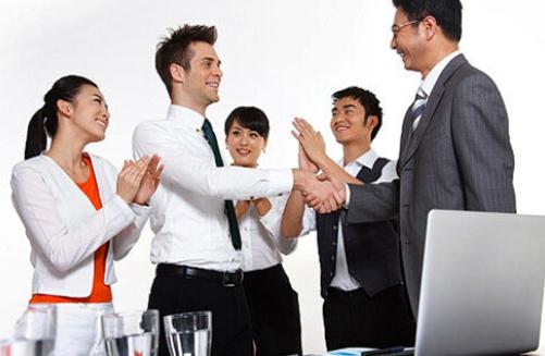 如何防止心理防卫过度？