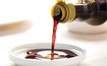 辨别纯酿酱油的方法