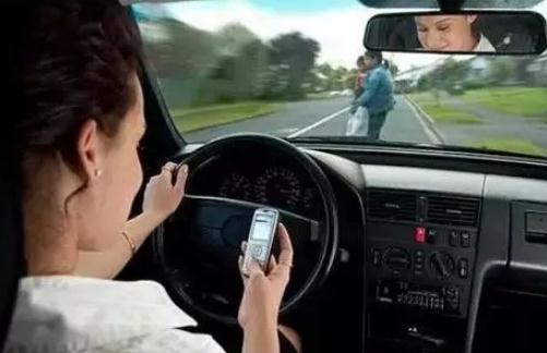 开车遇到危险状况如何自救?