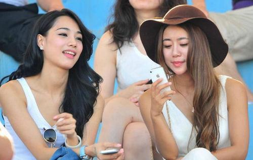 社交场合如何做到举止大方