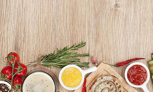 调味品少用塑料或不锈钢器皿