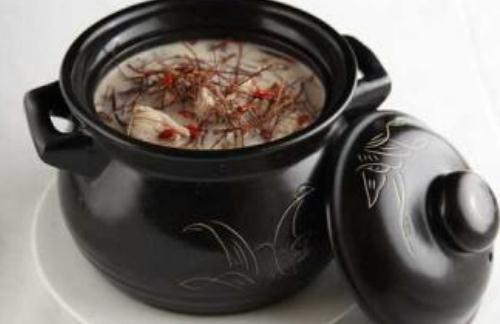 三款养脾祛湿汤的做法