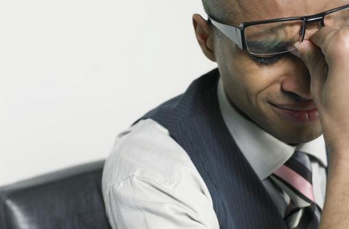 穴位按摩法帮你缓解疲劳