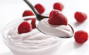 【酸奶】酸奶的功效与作用_酸奶什么时候喝最好_喝酸奶有什么好处