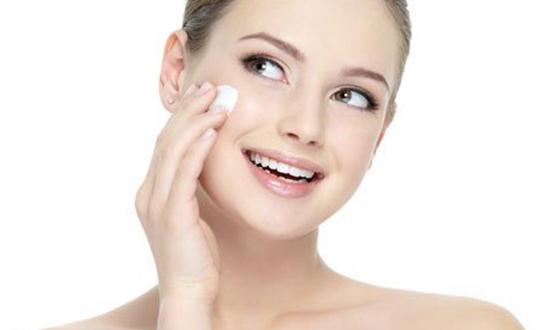 正确使用隔离霜的方法