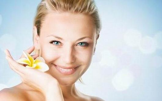 教你如何去除痘印和黑头