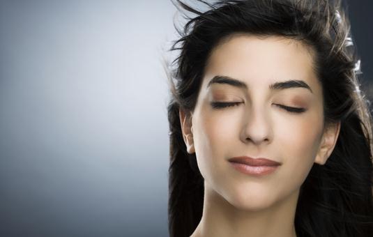 教你自制美容护肤品的方法