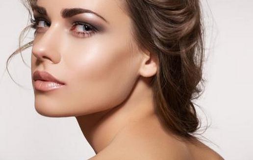 五招对抗痘痘肌肤：利用修正型化妆品遮瑕