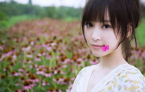 睡前坏习惯让你越来越丑!