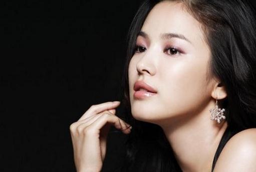 女人25岁请开始注意抗衰老