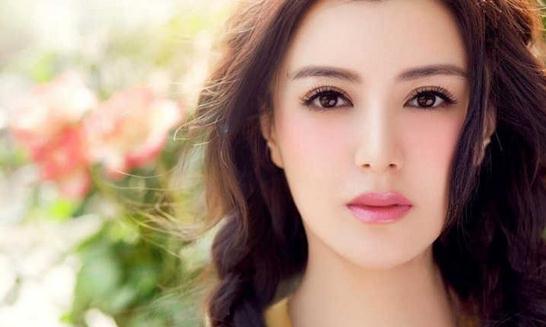 4个因素让痘痘疯长