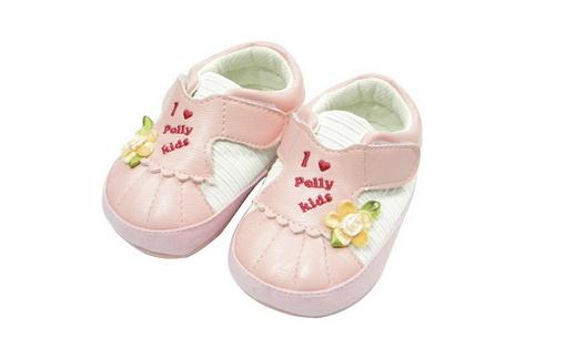 给宝宝选鞋要慎重!