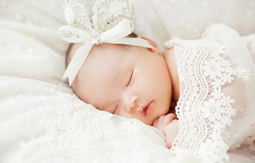 宝宝什么样的睡姿才好?