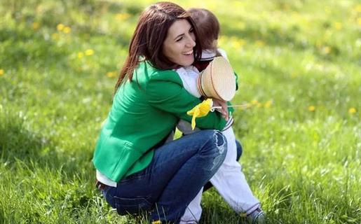 如何帮助孩子改善自闭症?