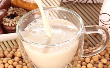 【豆奶】豆奶的营养价值_豆奶的功效和作用_什么牌子的豆奶好