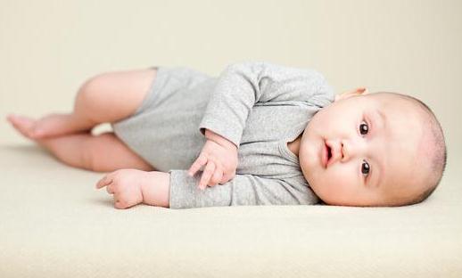 这样给宝宝美容小心反倒毁容！