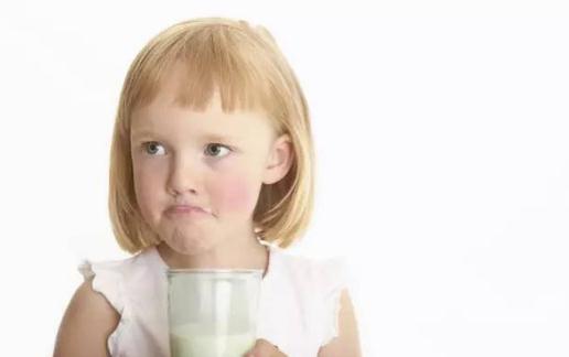 可以用果汁给宝宝服药吗？