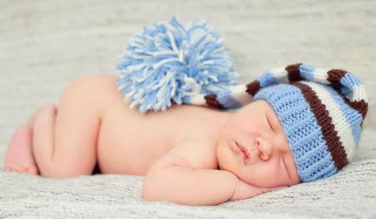 睡前让宝宝喝奶容易生病