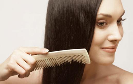 春季每天梳梳头能养生