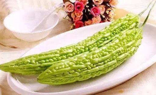 苦瓜减肥法降火又能瘦！