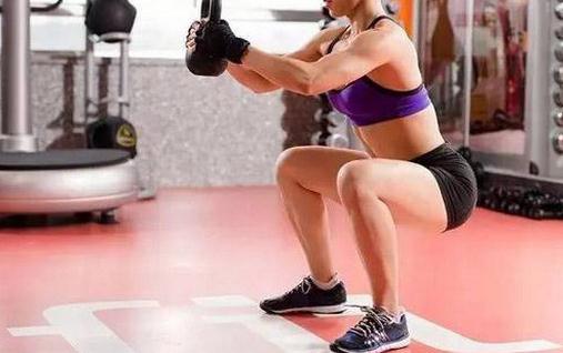 正确深蹲帮你轻松减肥