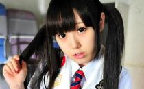 6个瘦脸小动作帮你减掉双下巴