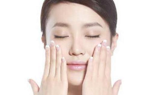 双下巴是怎么形成的？双下巴怎么减？