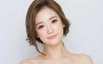 夸张的表情也能给你巴掌小脸！