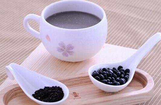 盘点黑豆美容治病的妙方