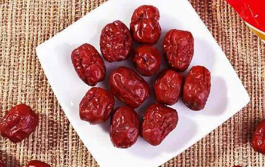 红枣的4个食疗方美味又美颜