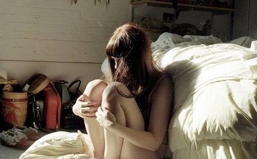 女人失恋后别做这些傻事