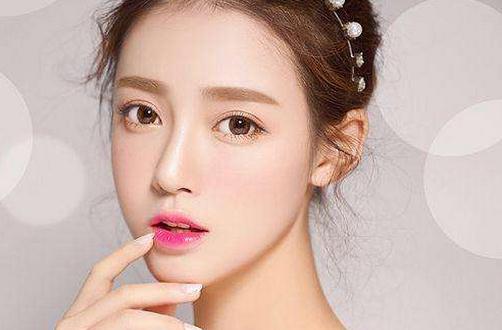 教你如何按摩减小咬肌