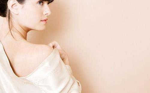 打造背部完美曲线方法