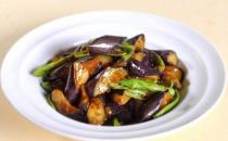 怎么炒茄子才不会变黑？