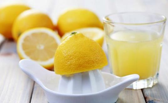 揭秘柠檬水的正确喝法