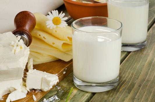 揭秘关于牛奶的五个谣言