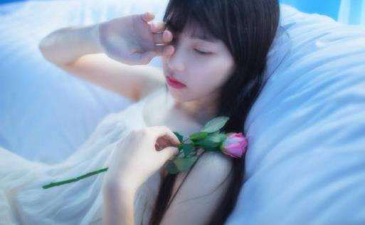 白带有血丝怎么回事?