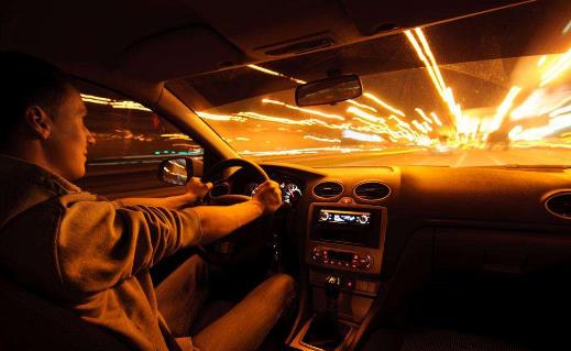 有车一族总是犯困怎么办