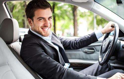 开车的时候不能做哪些事情