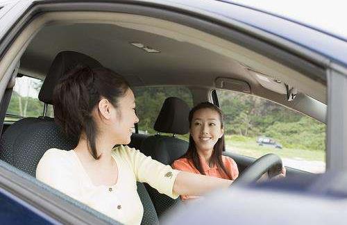 开车易致肌肉早衰 如何缓解?