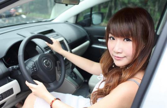 司机开车门不得不注意的事项