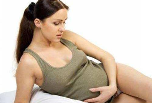 孕晚期睡姿不对会导致流产吗