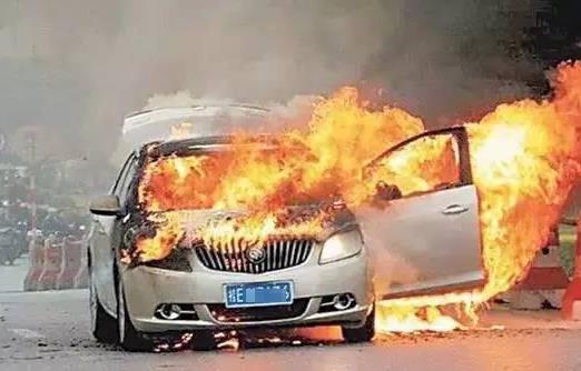 夏季汽车夺命救命保命八招 躲过了救的是全家人的命