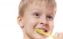 儿童刷牙时牙龈出血是怎么回事