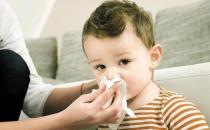 婴儿过敏性鼻炎的原因与症状