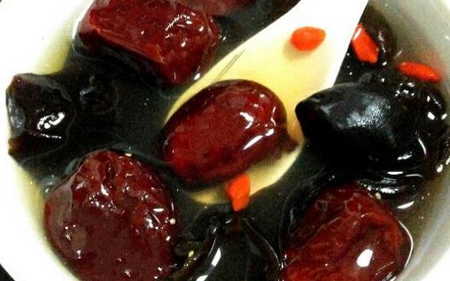 血淤型月经不调有哪些症状 4妙招调理月经不调