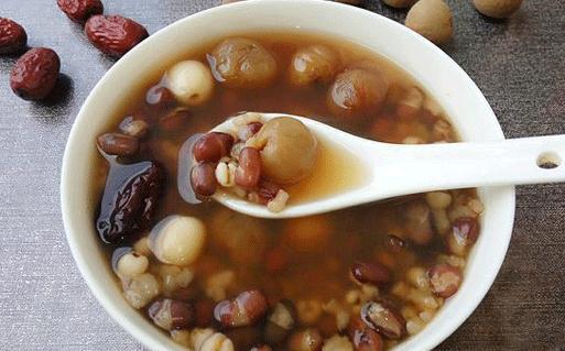 9大症状提示卵巢早衰 保护卵巢的5大食疗方法